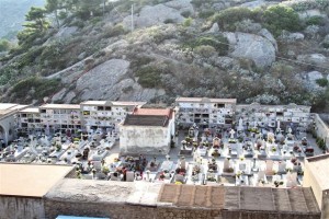 cimitero isola del giglio porto giglionews