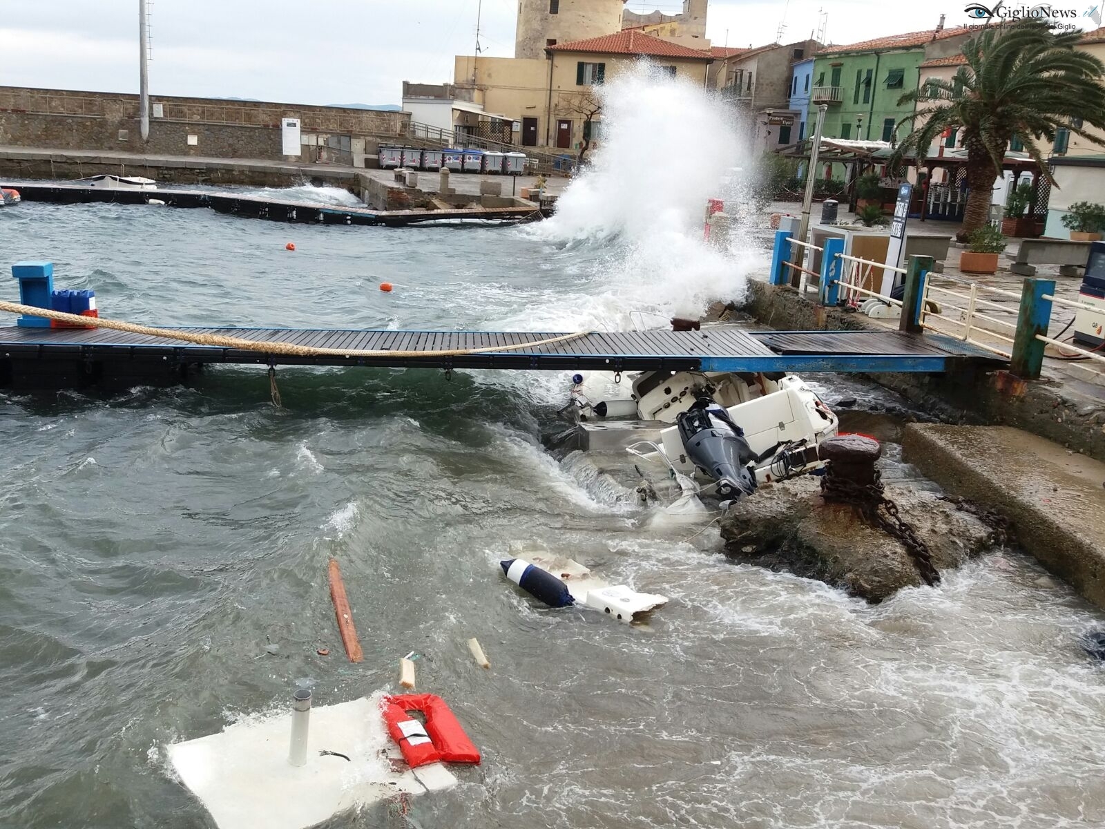 mareggiata greacale isola del giglio porto giglionews