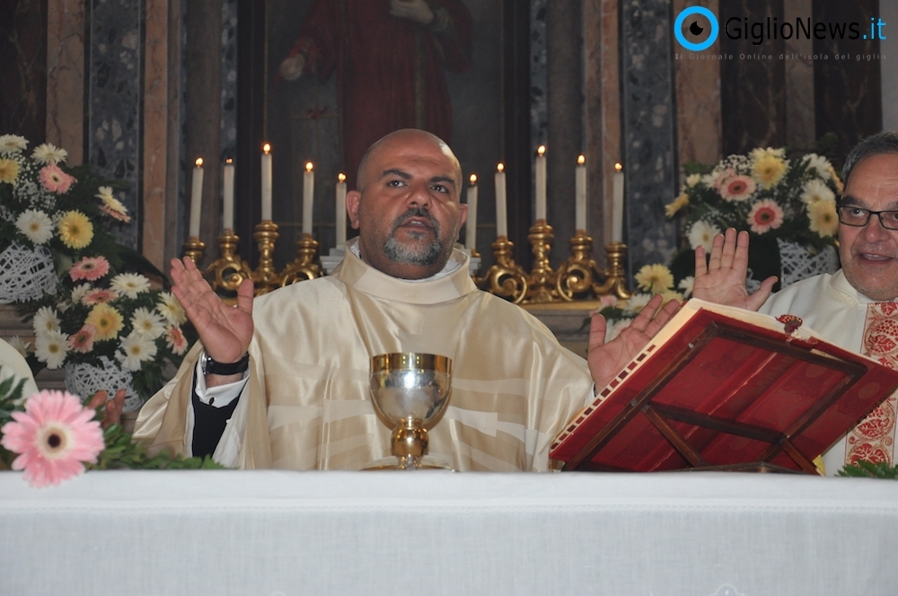 don carlo brizzi prima messa isola del giglio giglionews