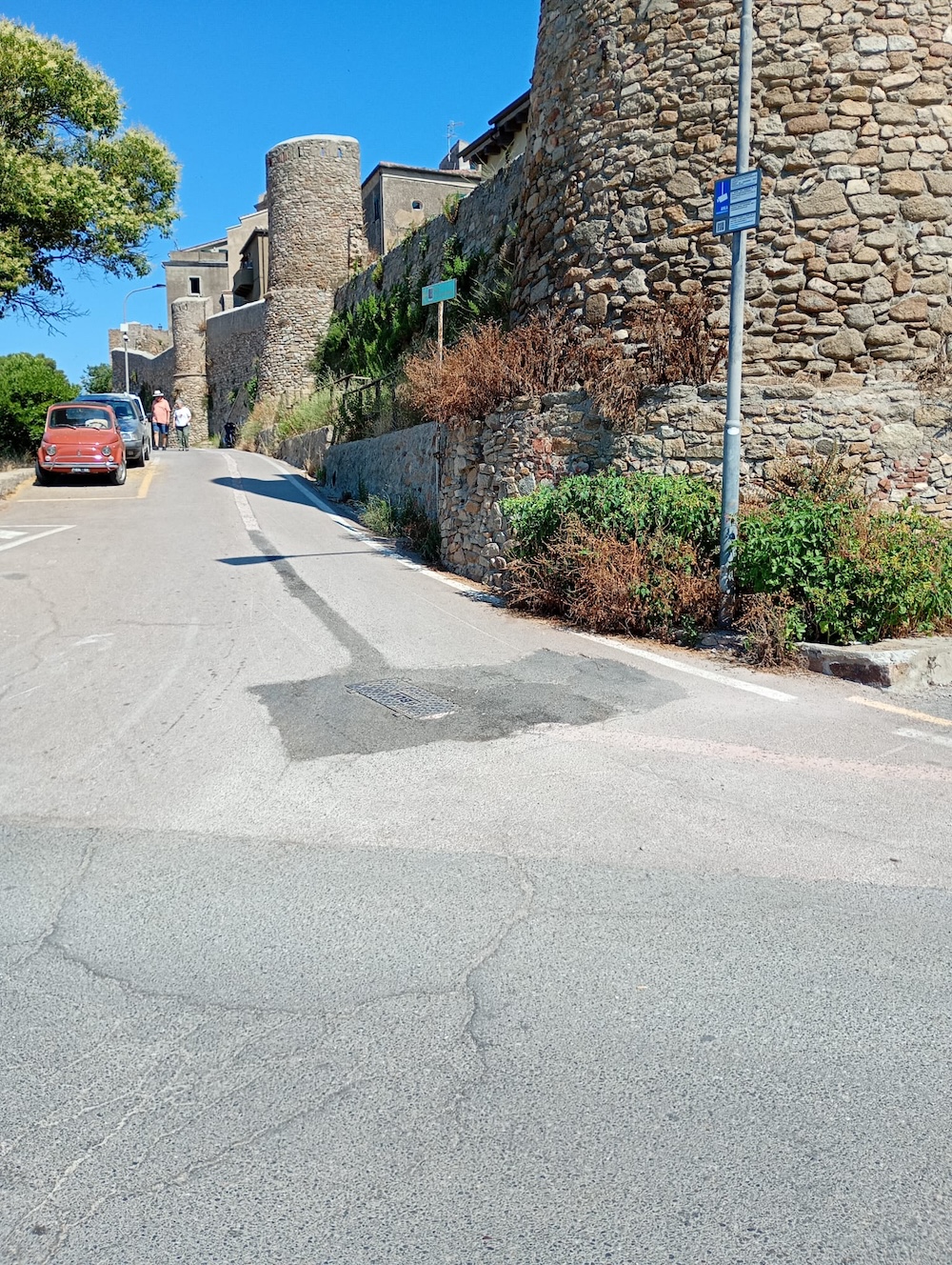abbandono_giglio_castello110726_1