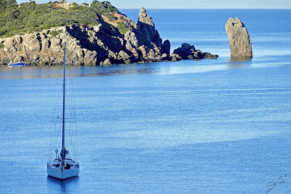 barca_scogli031125_2