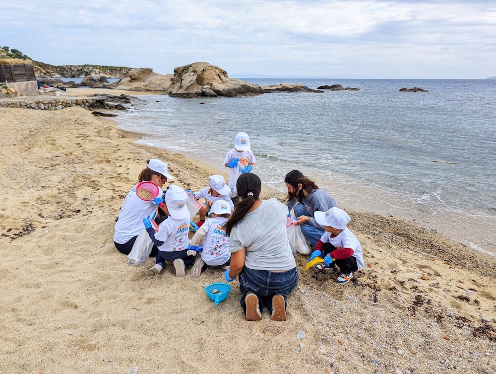 beach_lovers130526_8