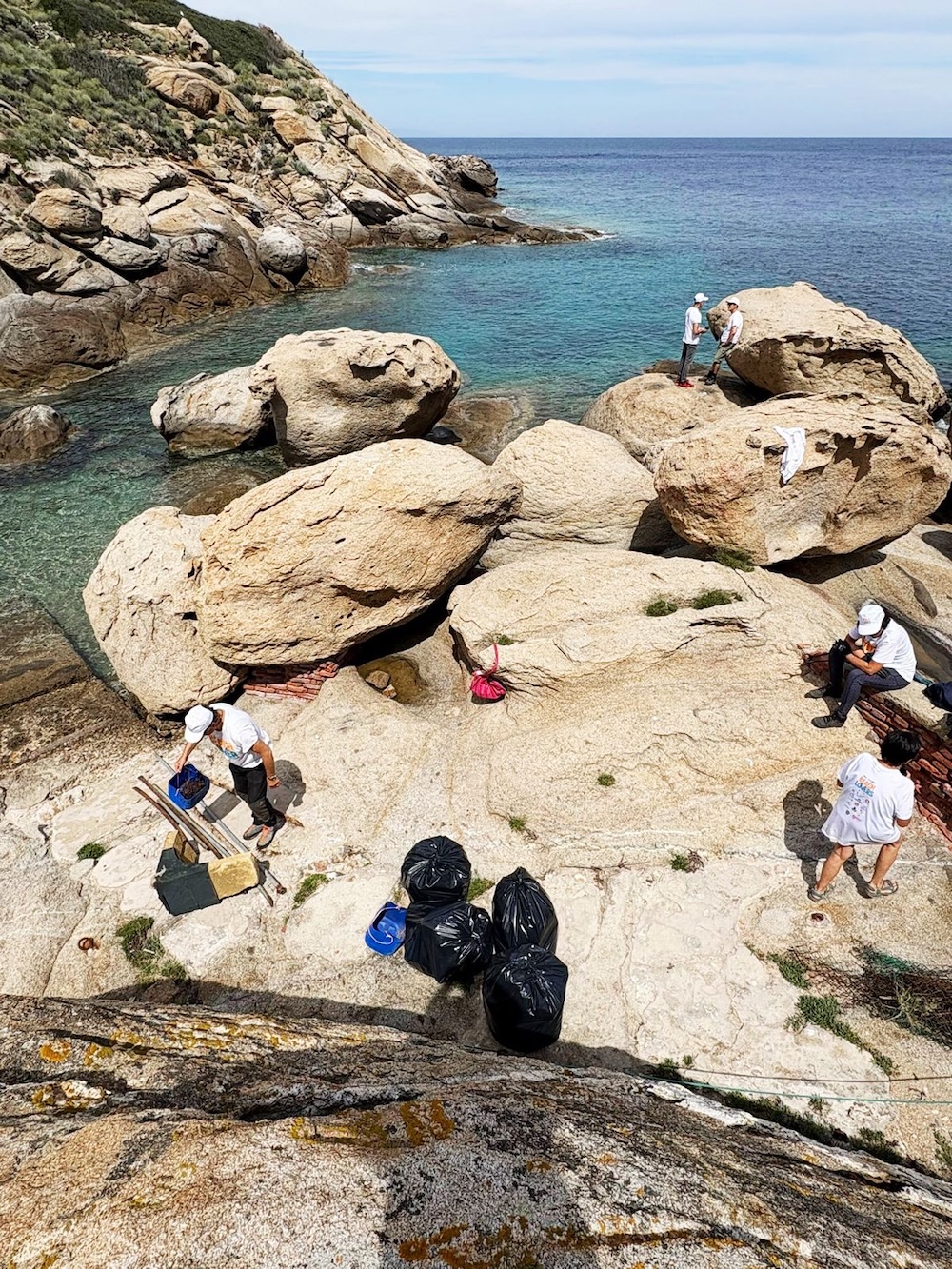 beach_lovers140526_4