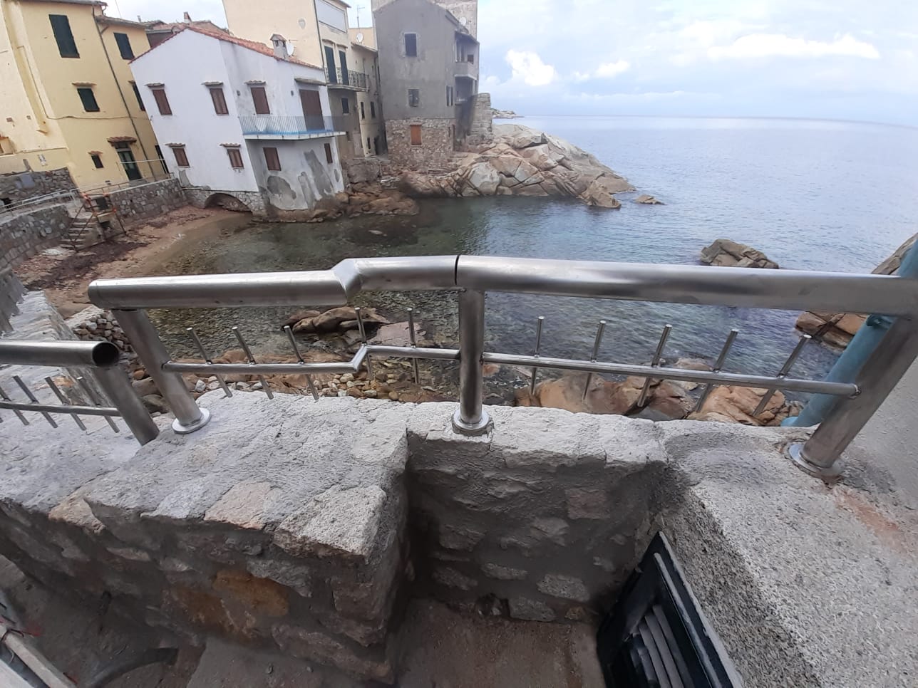 lavori cala saraceno isola del giglio giglionews