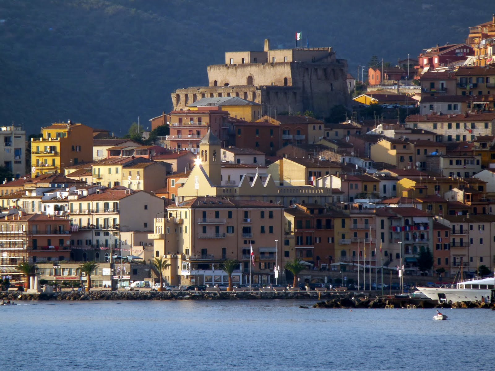 giro fortezza spagnola antica nave greca monte argentario isola del giglio giglionews