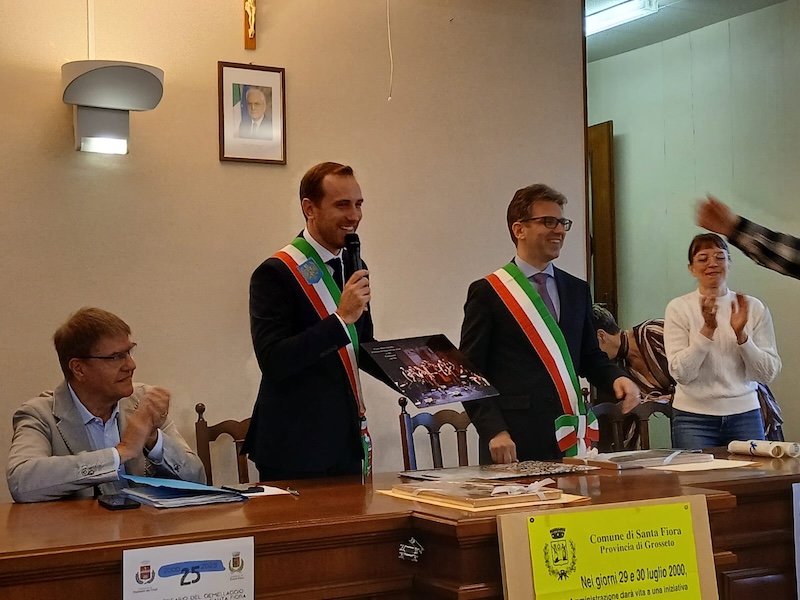 gemellaggio_pozzuolo_santafiora051025_6
