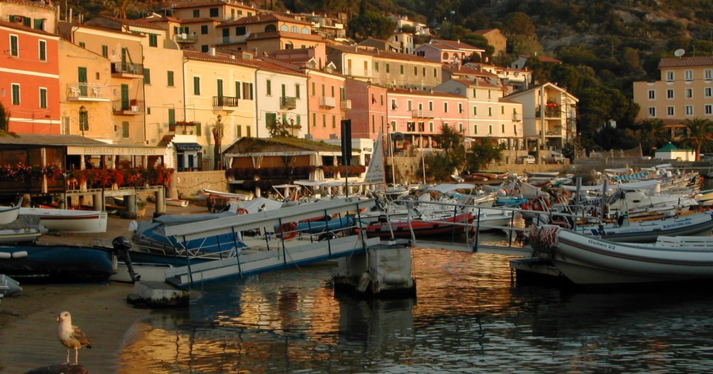 isola del giglio porto lungomare giglionews