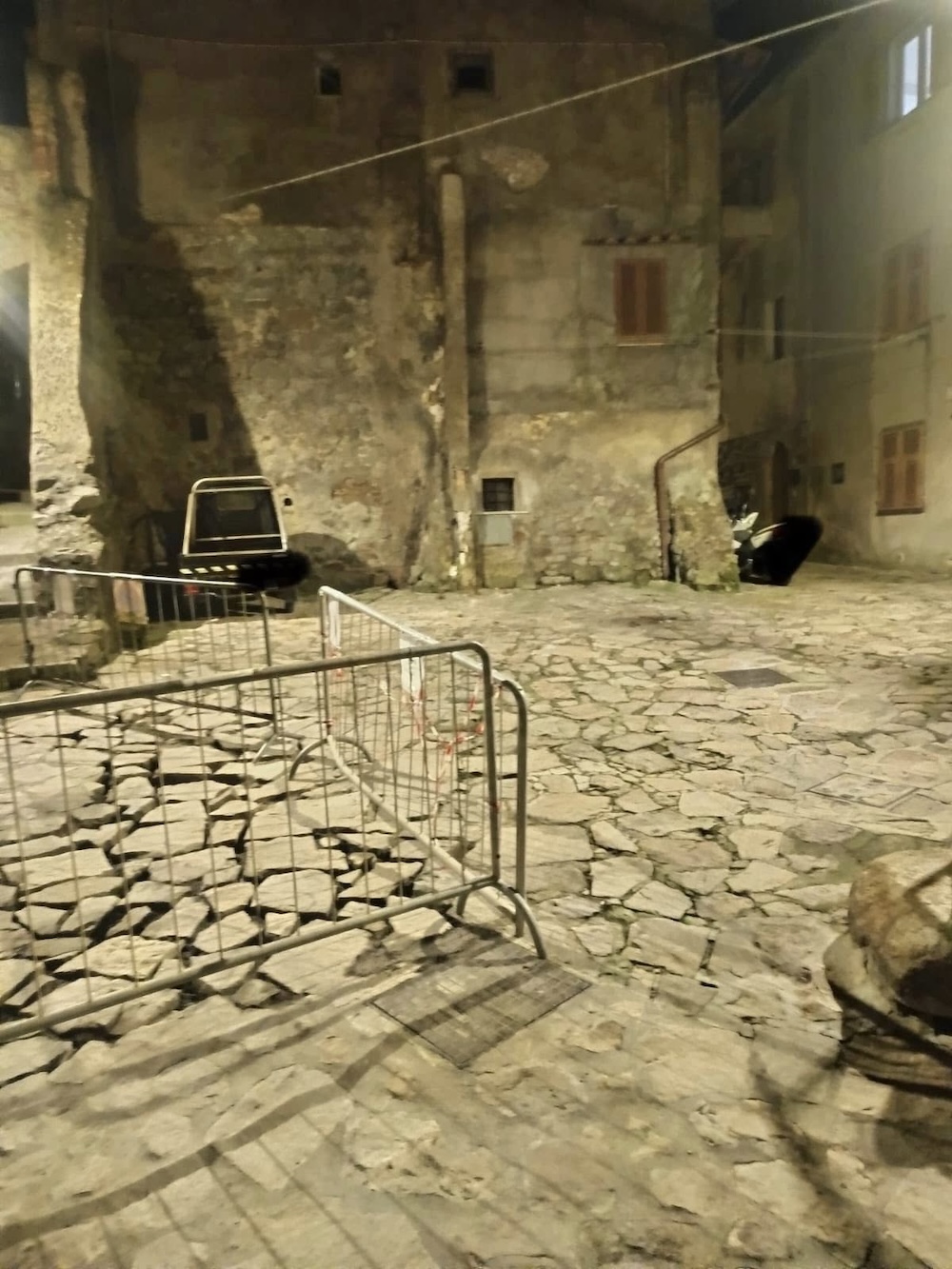 lavori_ass_il_castello080226_6