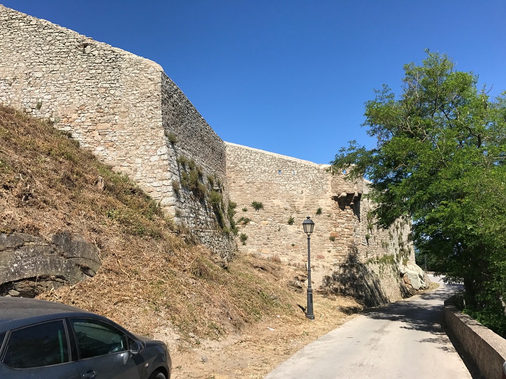 lavoro sfalci mura isola del giglio castello giglionews