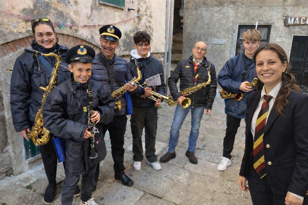 nuovi_elementi_banda050426_3