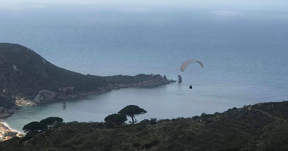 parapendio denuncia carabinieri isola del giglio giglionews