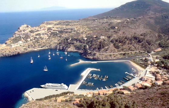 porto capraia isola del giglio giglionews