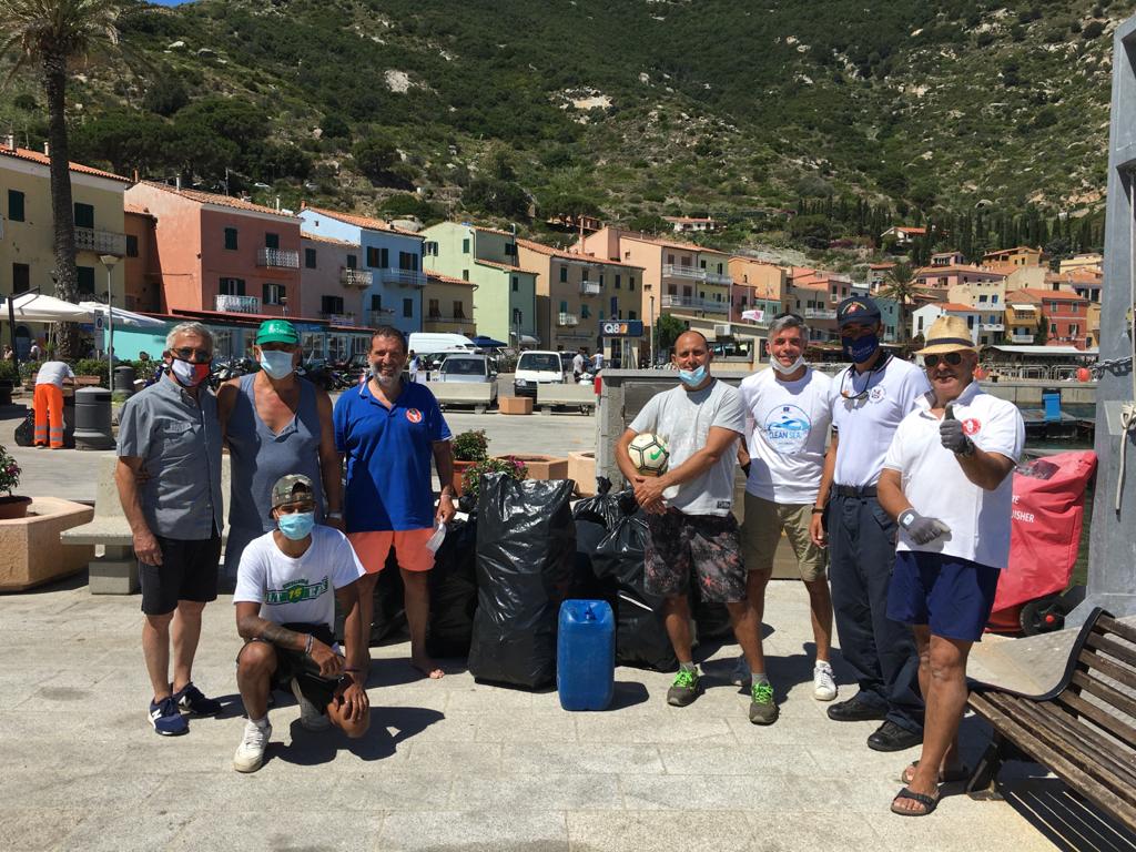 pulizia cale comune isola del giglio giglionews