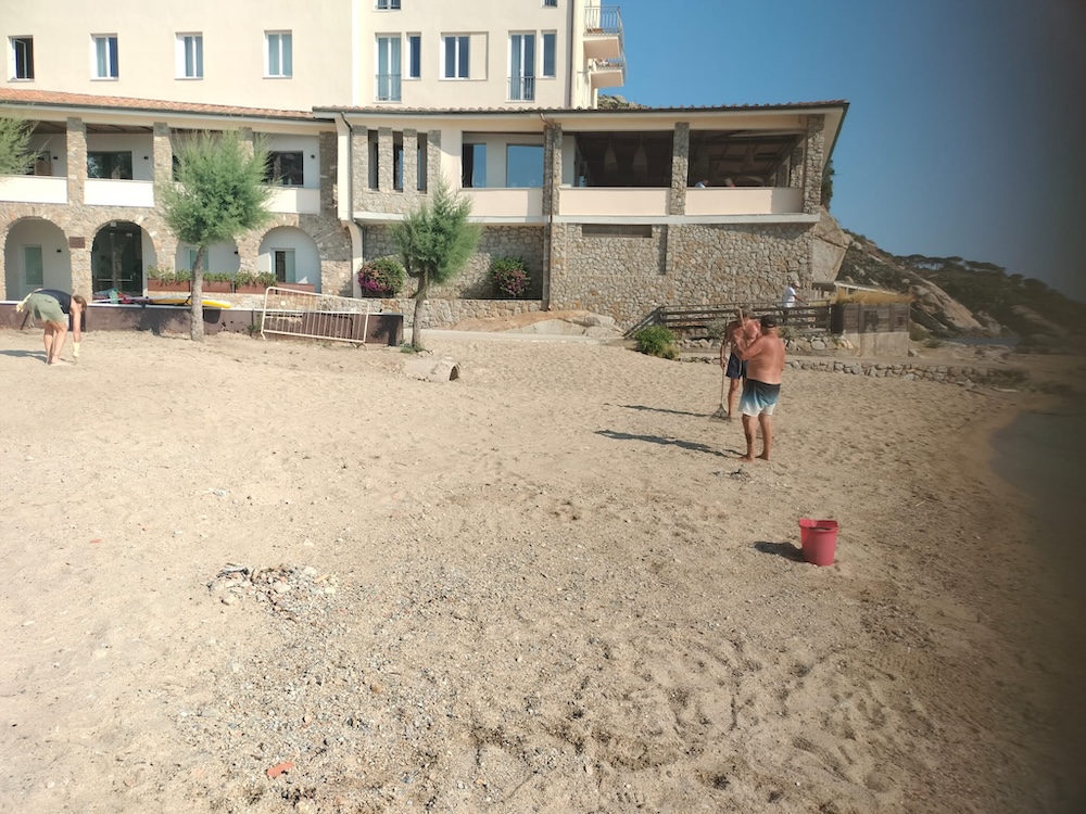 pulizia_spiaggetta270626_3