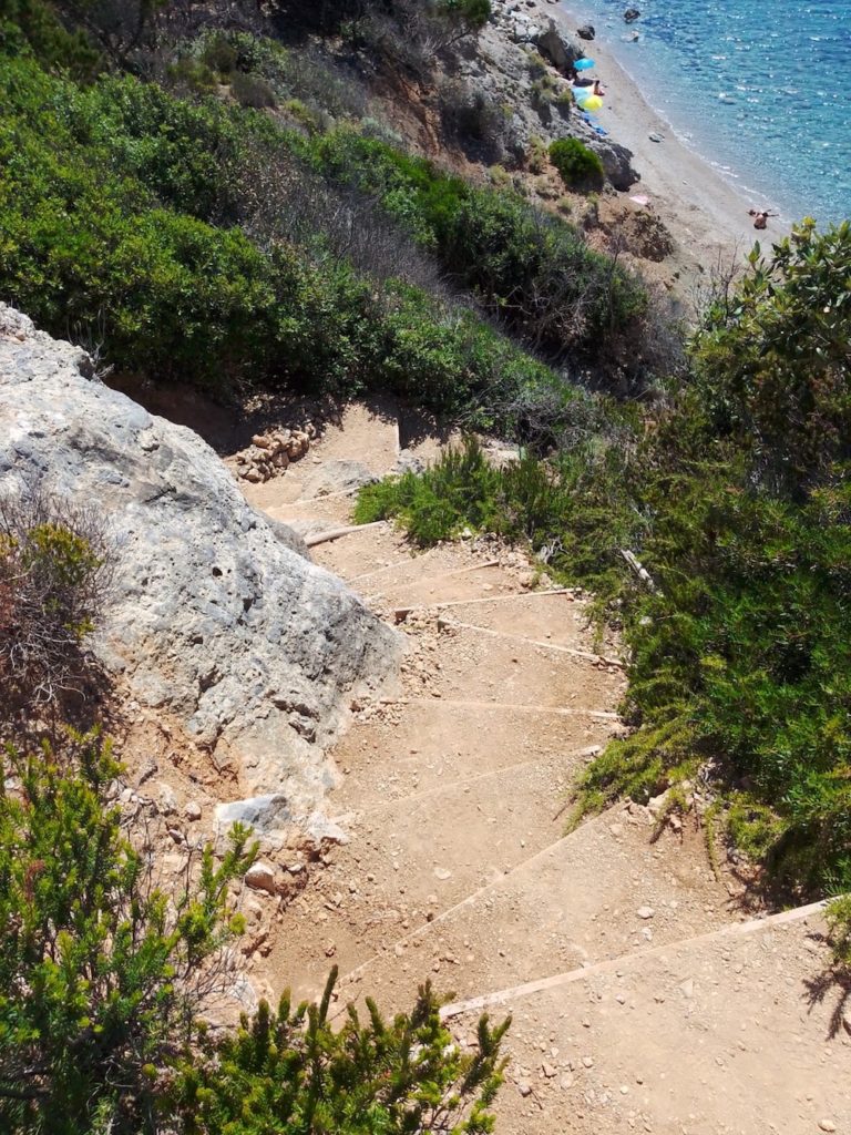 pulizia sentieri parco arcipelago toscano isola del giglio giannutri giglionews