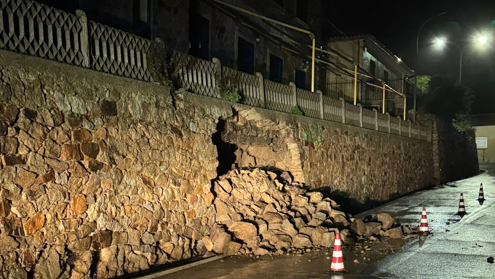 smottamento_ex_asilo161225_rit