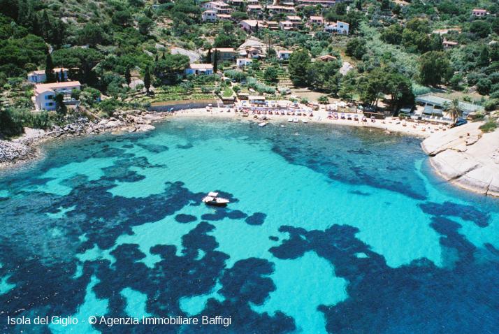 spiaggia arenella isola del giglio giglionews