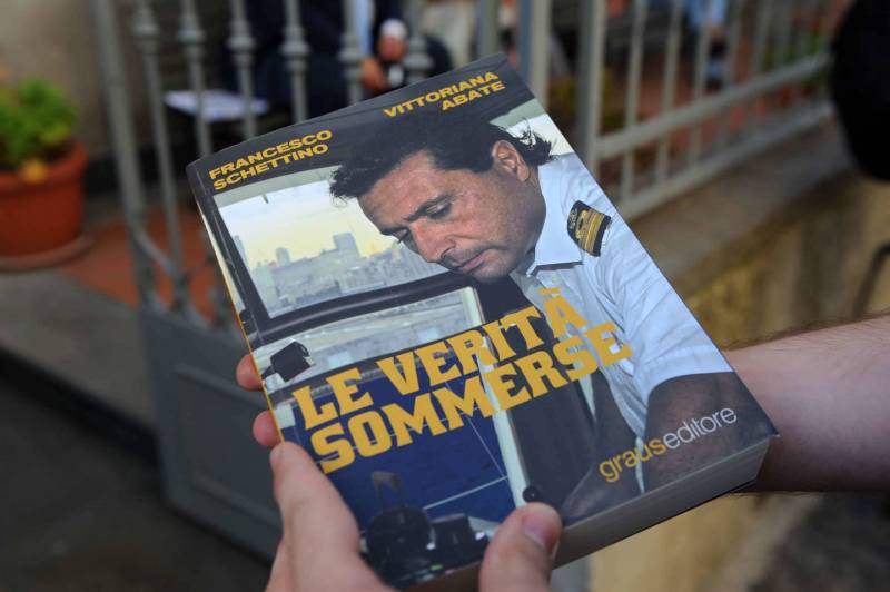 verità sommerse francesco schettino isola del giglio giglionews