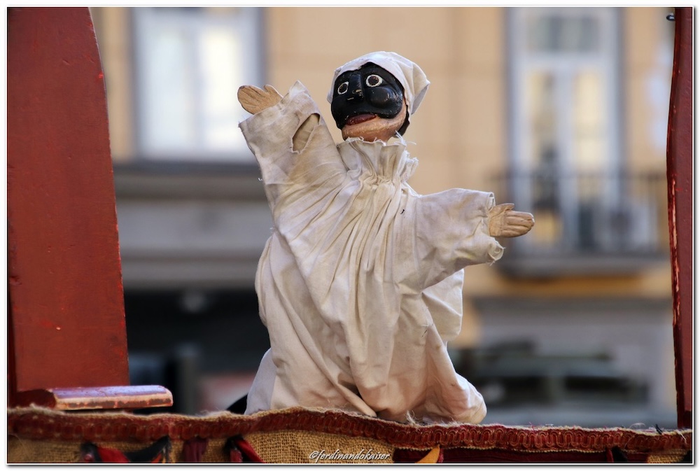 vita_di_pulcinella111225_1